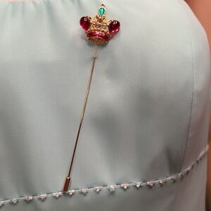 Vintage Crown Hat Pin